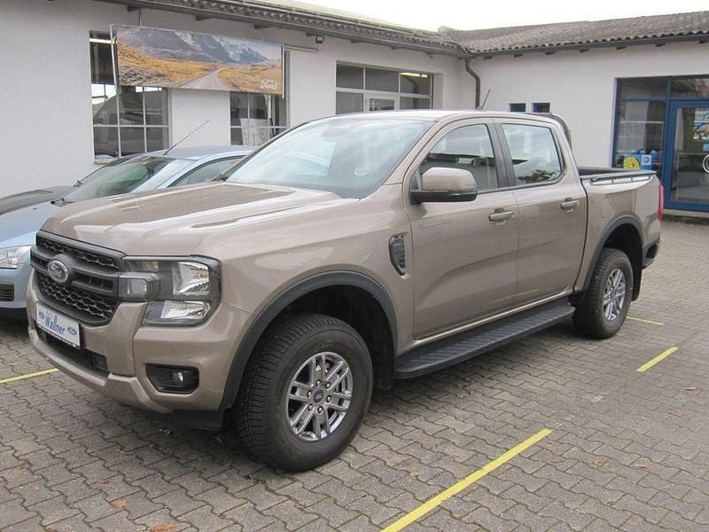 Gebraucht Ford Ranger XLT 170 PS (125 kW) 2023 Silber Abholung