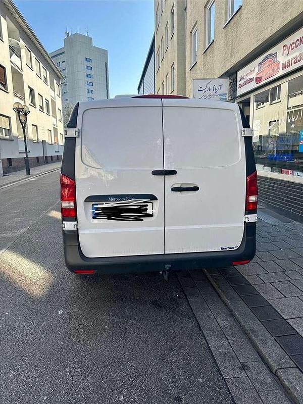 Gebraucht 2023 Mercedes Vito Van / Kleinbus | 51.500 € - Bild 1/4
