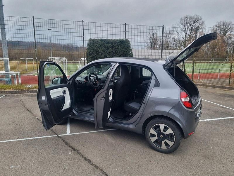 Gebraucht Renault Twingo Liberty 71 PS (52 kW) 2016 Grau Kleinwagen