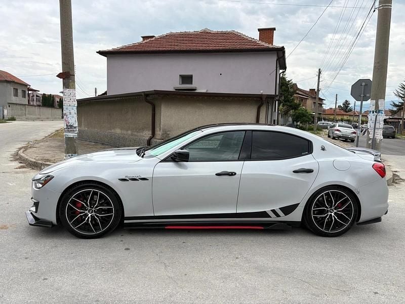 Gebraucht 2014 Maserati Ghibli Coupé | 27.400 € - Bild 1/4