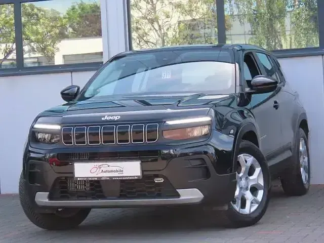 Usado Jeep Avenger 101 CV (74 kW) 2024 Negro SUV