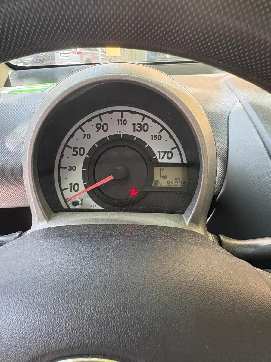 Gebraucht Toyota Aygo 72 PS (52 kW) 2008 Silber Kleinwagen