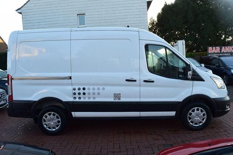 Gebraucht Ford Transit 107 PS (78 kW) 2019 Weiß Van / Kleinbus
