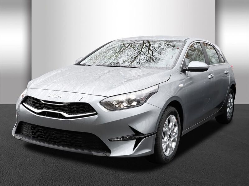 Grau Neu 2025 Kia Ceed Comfort Limousine | 20.970 € (Guter Preis) - Bild 1/4