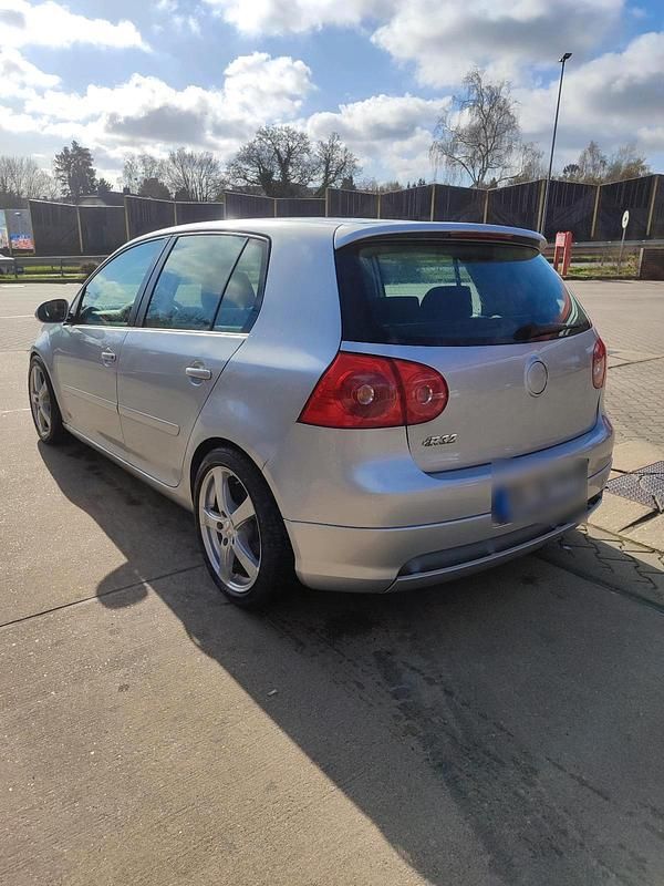 Gebraucht VW Golf IV R 105 PS (77 kW) 2004 Silber Kombi