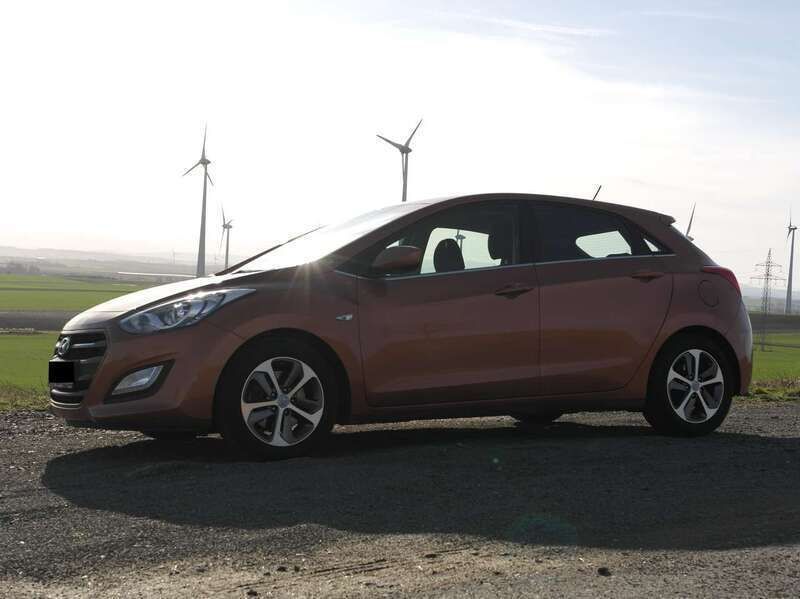 Orange Gebraucht 2015 Hyundai i30 Limousine | 8.500 € (Fairer Preis) - Bild 1/4