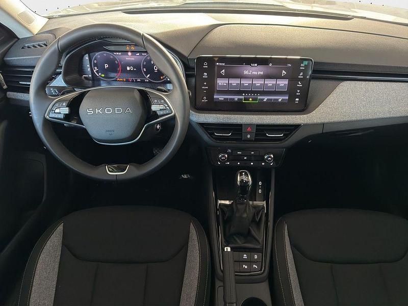 Neu Skoda Kamiq 150 PS (110 kW) 2025 Moonweiss metallic SUV