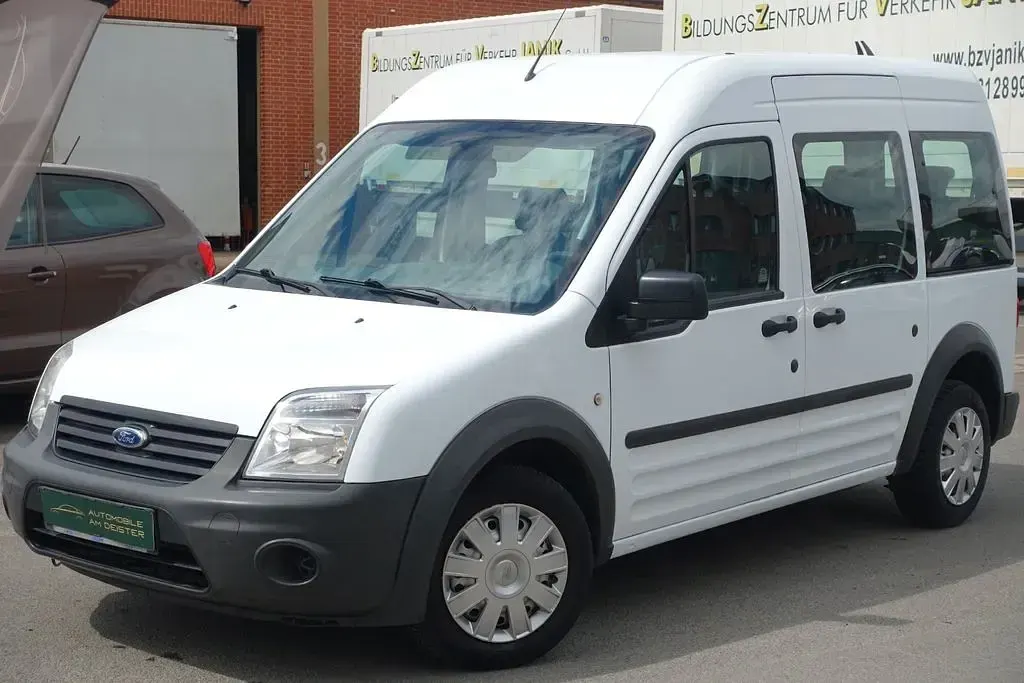 Gebraucht Ford Tourneo Connect 90 PS (66 kW) 2009 Weiß Van / Kleinbus