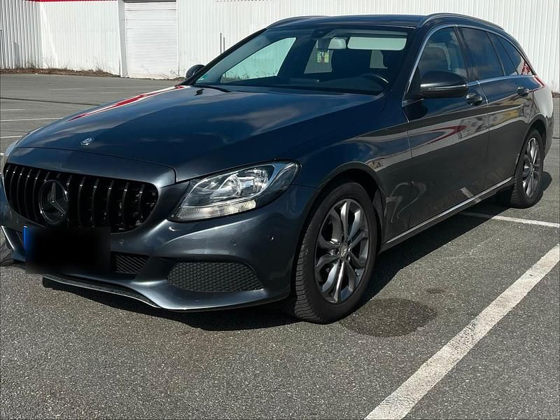 Gebraucht Mercedes C220 170 PS (125 kW) 2016 Grau Kombi