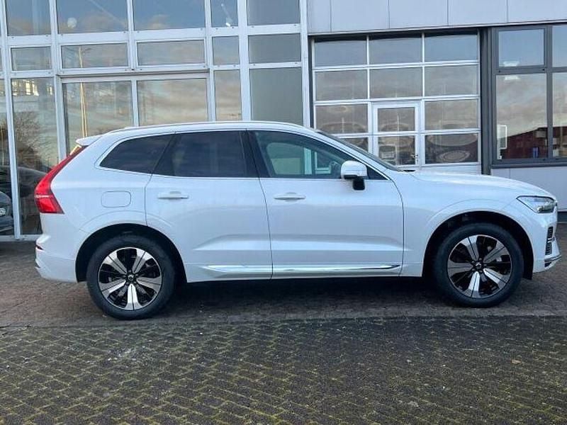 Gebraucht Volvo XC60 Core 398 PS (292 kW) 2025 Weiß SUV