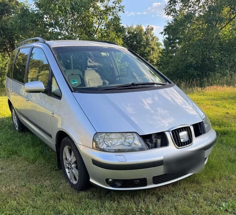 Silber Gebraucht 2008 Seat Alhambra Van / Kleinbus | 1.200 € (Superpreis) - Bild 1/4