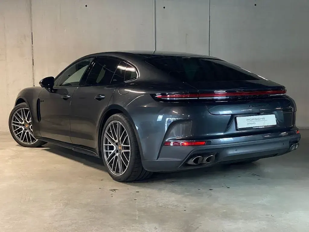 Gebraucht Porsche Panamera 4 E-Hybrid 470 PS (345 kW) 2024 Vulkangraumetallic Kleinwagen