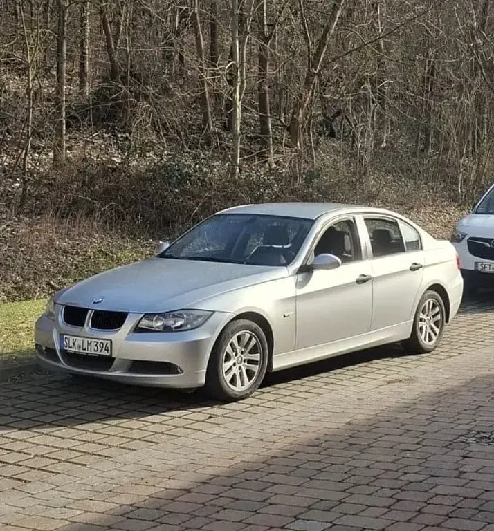 Gebraucht BMW 318 Basis 129 PS (94 kW) 2006 Silber Limousine