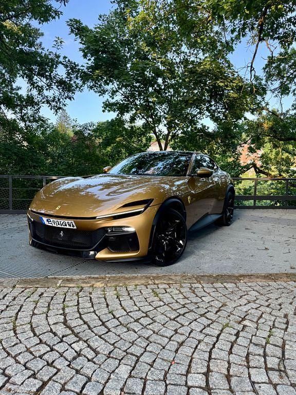 Gold Gebraucht 2024 Ferrari Purosangue SUV | 539.000 € - Bild 1/4