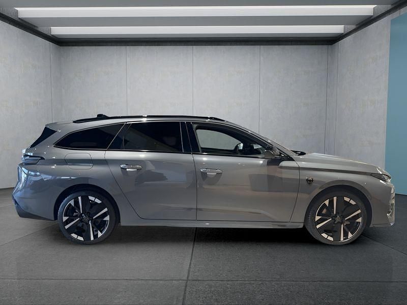 Neu Peugeot 308 SW GT 145 PS (106 kW) 2025 Grau Kombi