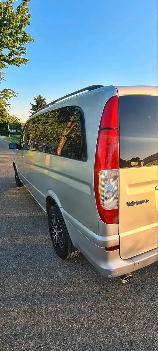 Gebraucht Mercedes Viano 150 PS (110 kW) 2004 Silber Van / Kleinbus