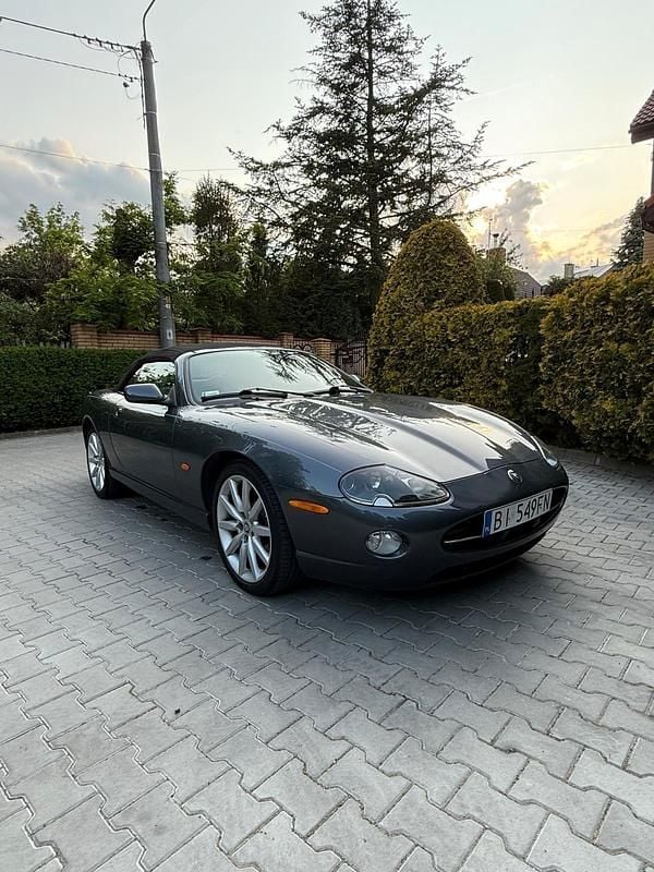 Grau Gebraucht 2005 Jaguar XK8 Cabrio | 20.500 € (Superpreis) - Bild 1/4