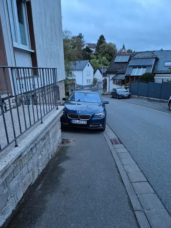 Gebraucht BMW 525 Sport Line 218 PS (160 kW) 2015 Blau Kombi