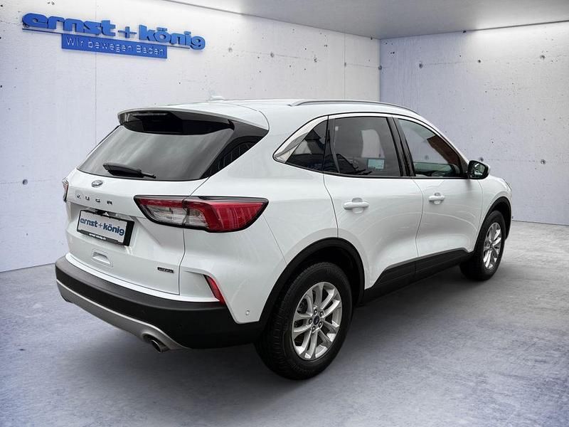 Gebraucht Ford Kuga Titanium 224 PS (164 kW) 2024 Weiß SUV