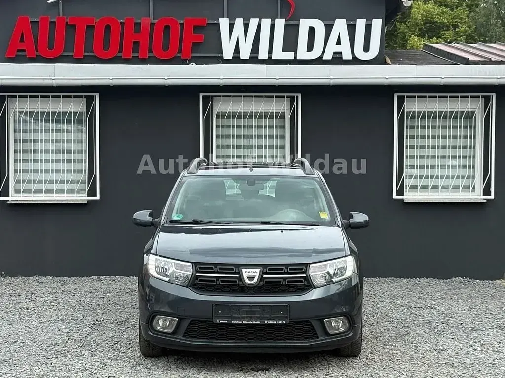 Gebraucht Dacia Logan MCV Lauréate 90 PS (66 kW) 2017 Blau Limousine