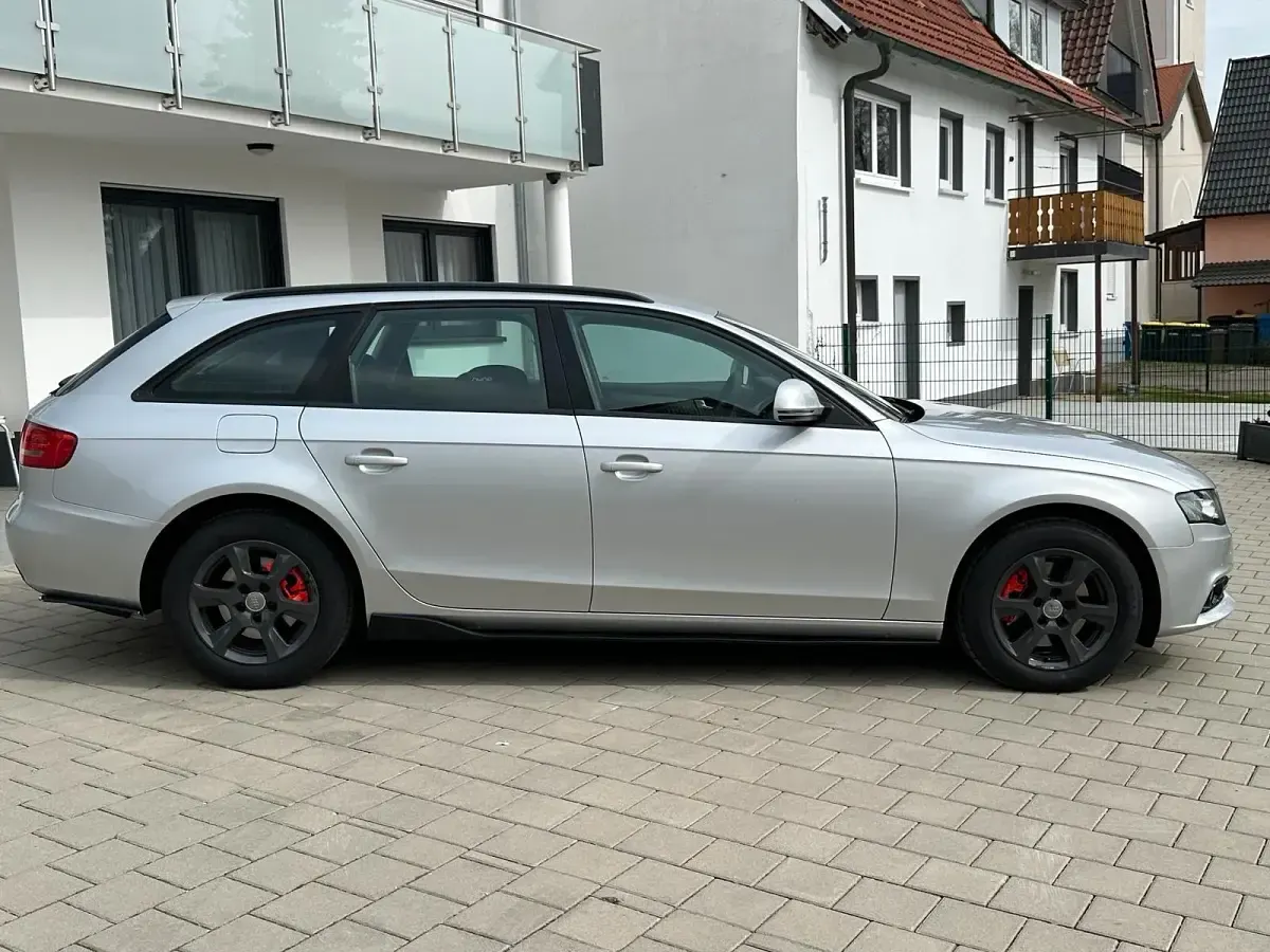 Gebraucht Audi A4 Sport 160 PS (117 kW) 2008 Grau Kombi