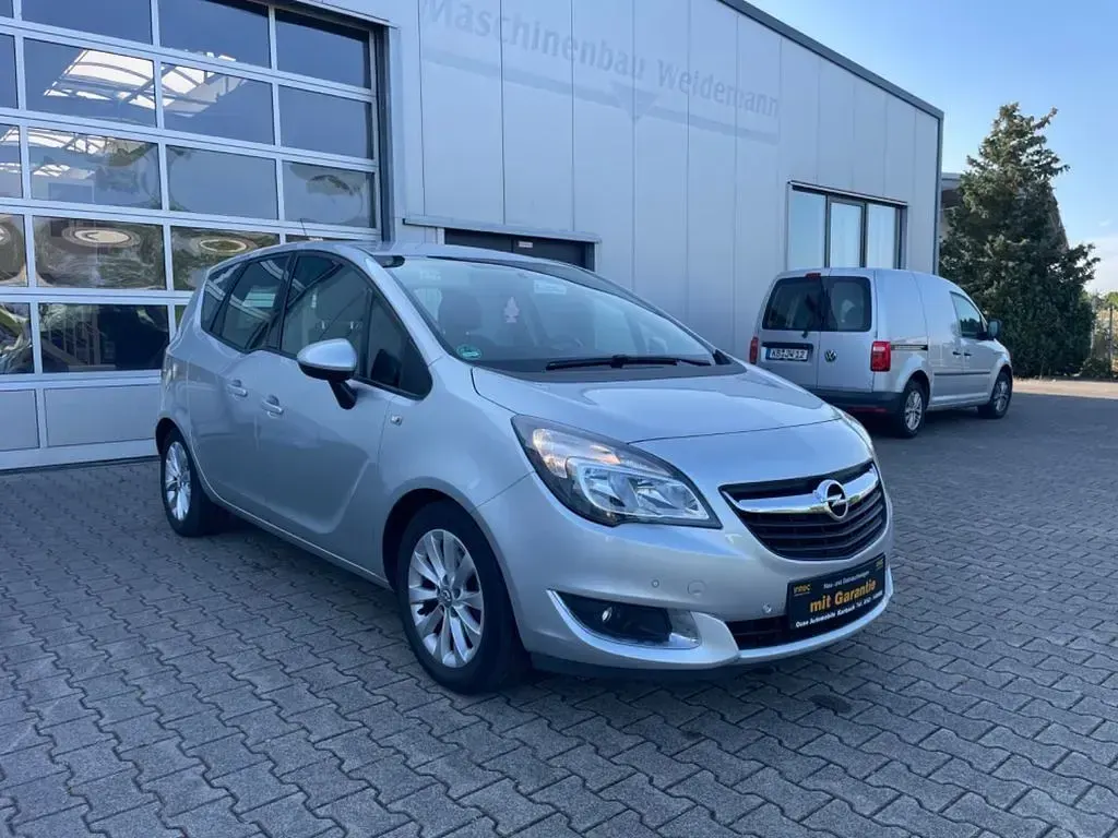 Gebraucht Opel Meriva Style 120 PS (88 kW) 2015 Silber Van / Kleinbus