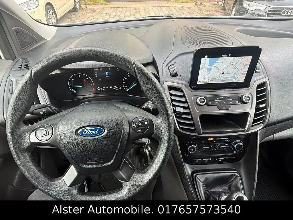 Gebraucht Ford Transit Connect 120 PS (88 kW) 2019 Weiß Van / Kleinbus