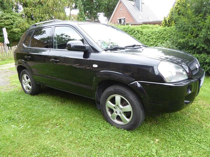 Schwarz Gebraucht 2007 Hyundai Tucson SUV | 3.699 € (Fairer Preis) - Bild 1/4