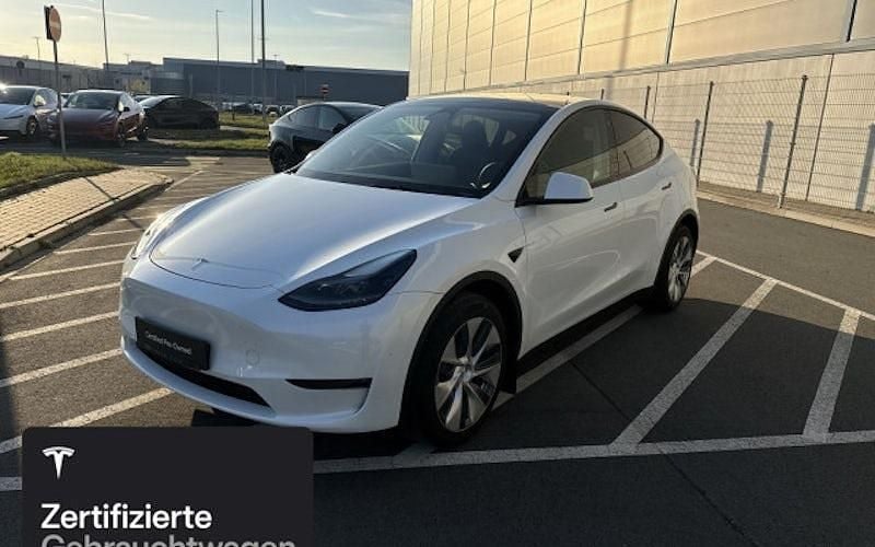 Gebraucht Tesla Model Y 273 kW (372 PS) 2023 Weiß SUV
