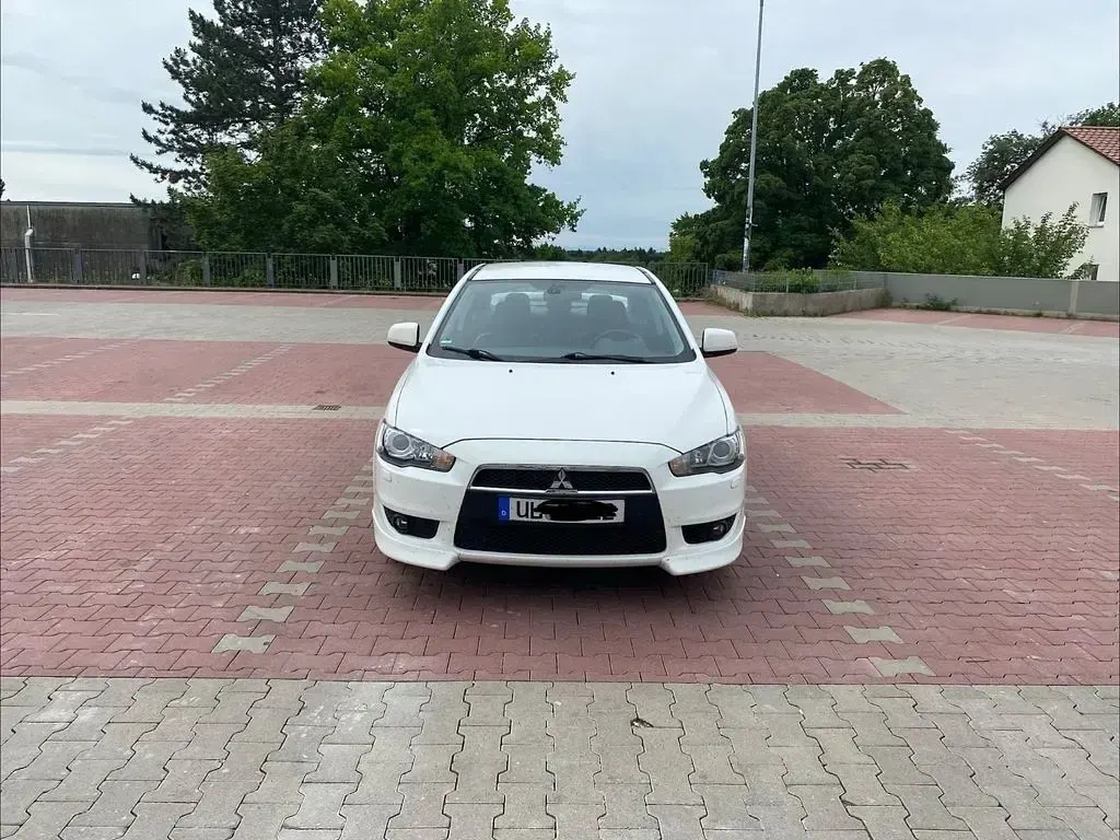 Gebraucht Mitsubishi Lancer 143 PS (105 kW) 2008 Weiß Limousine