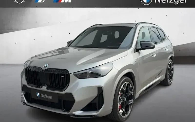 Gebraucht BMW X1 Luxury Line 300 PS (220 kW) 2025 SUV