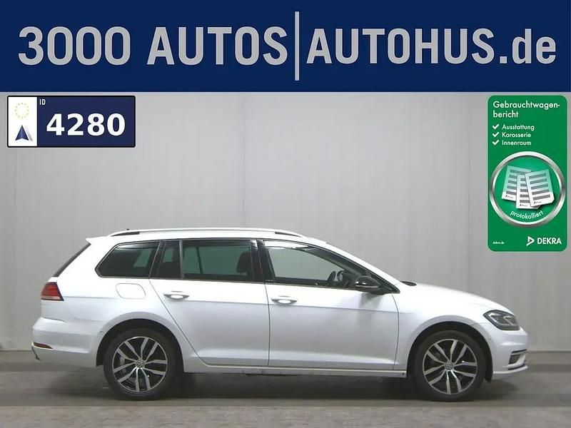 Pure white Gebraucht 2020 VW Golf VII IQ Drive Kombi | 14.480 € (Superpreis) - Bild 1/4