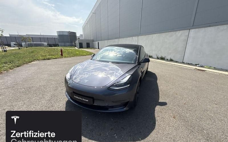 Silber Gebraucht 2021 Tesla Model 3 Long Range Limousine | 27.800 € (Teuer) - Bild 1/4