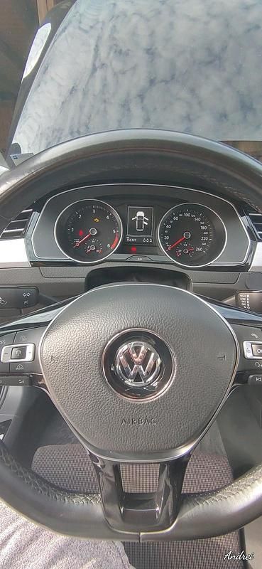 Schwarz Gebraucht 2015 VW Passat Limousine | 11.000 € (Superpreis) - Bild 1/4