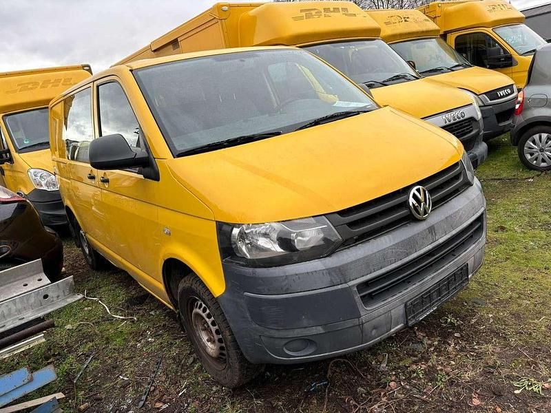 Second-hand VW Transporter 84 CP (61 kW) 2013 Galben Van