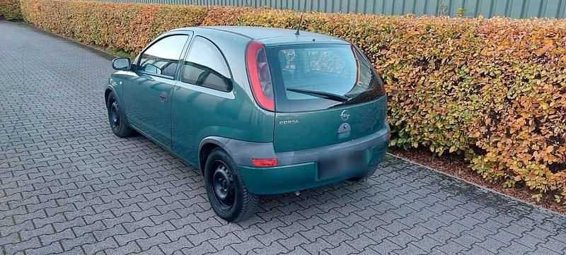 Blau Gebraucht 2003 Opel Corsa Kleinwagen | 500 € (Superpreis) - Bild 1/4