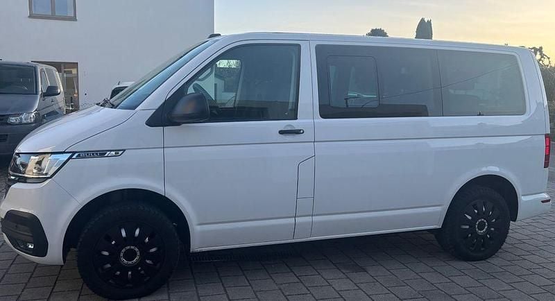 Gebraucht VW Multivan 150 PS (110 kW) 2021 Weiß Van
