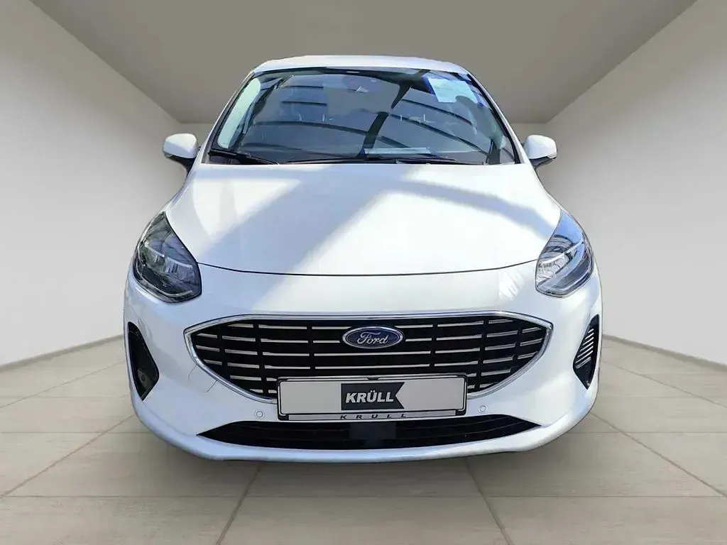 Gebraucht Ford Fiesta Titanium 101 PS (74 kW) 2022 Weiß Kleinwagen