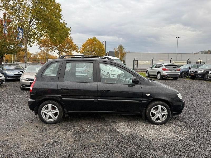 Schwarz Gebraucht 2007 Hyundai Matrix GLS Van / Kleinbus | 5.999 € - Bild 1/4