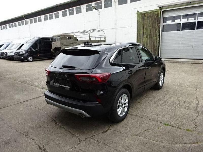 Gebraucht Ford Kuga Titanium 242 PS (177 kW) 2024 Agate black metalicc SUV