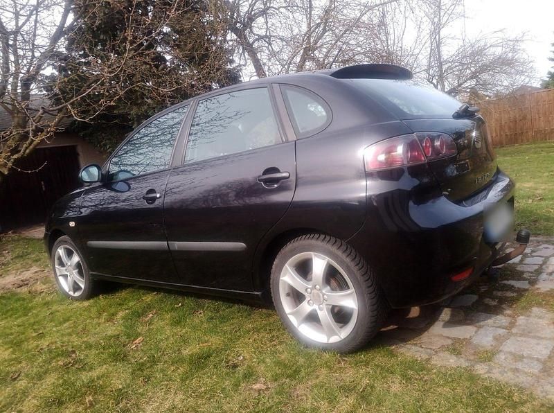 Second-hand Seat Ibiza 63 CP (46 kW) 2008 Negru Hatchback