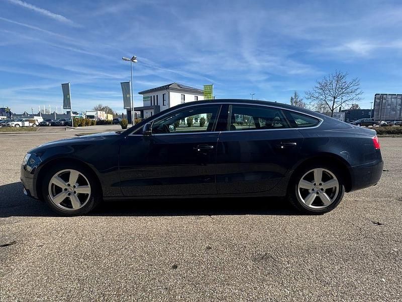 Gebraucht Audi A5 Sportback Sport 177 PS (130 kW) 2016 Blau Kleinwagen