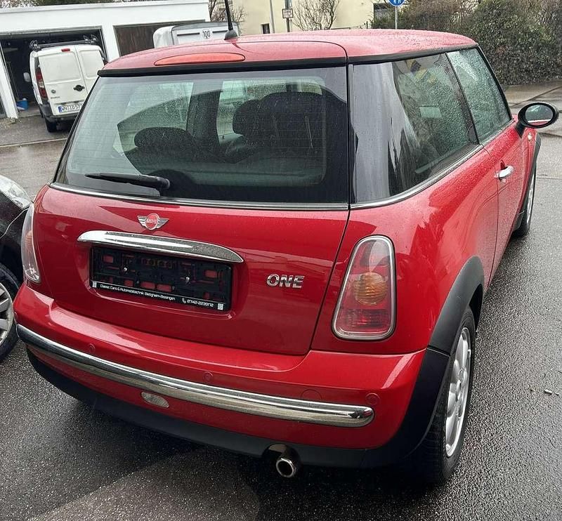 Gebraucht Mini ONE Pepper 90 PS (66 kW) 2003 Chili red Kleinwagen