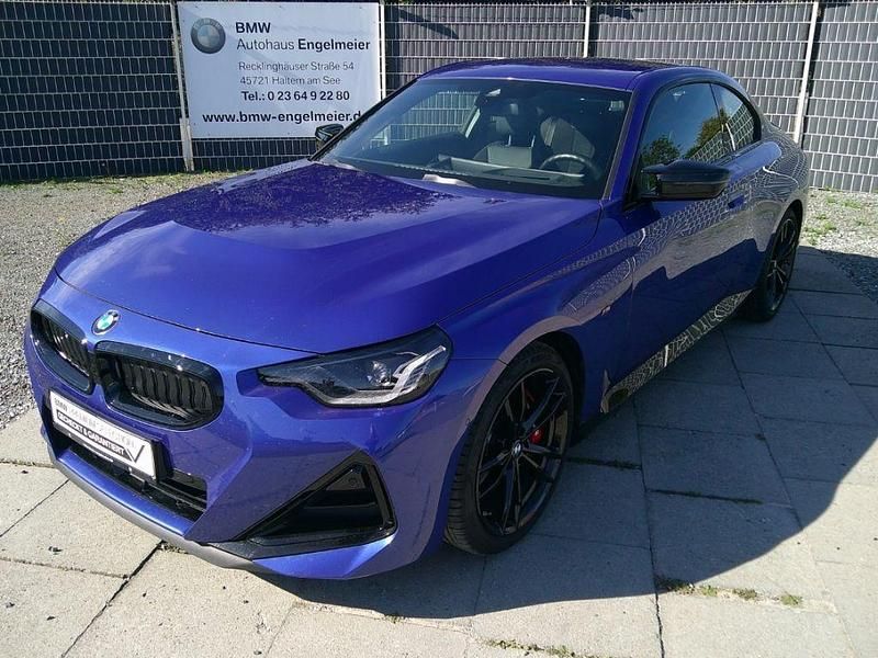 Blau Gebraucht 2024 BMW M240 M Sport Coupé | 47.900 € (Fairer Preis) - Bild 1/3