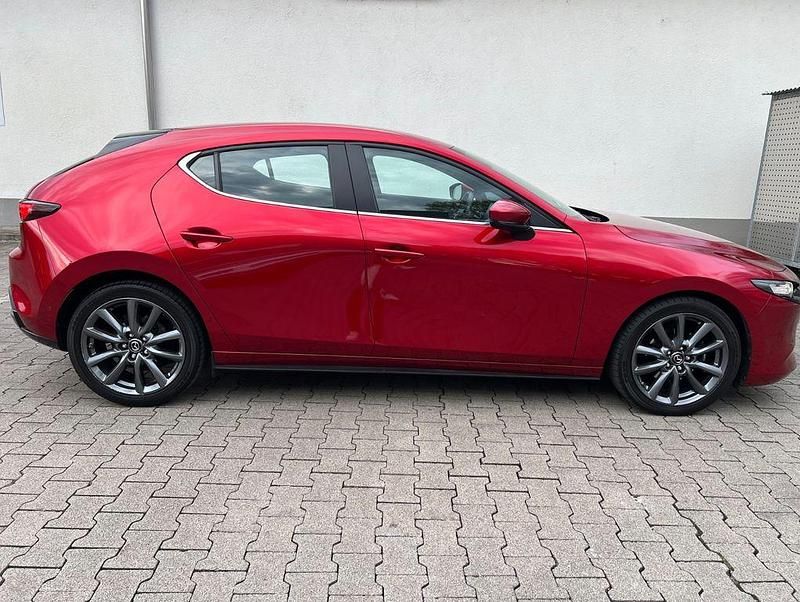 Gebraucht Mazda 3 Selection 150 PS (110 kW) 2021 Rot Limousine