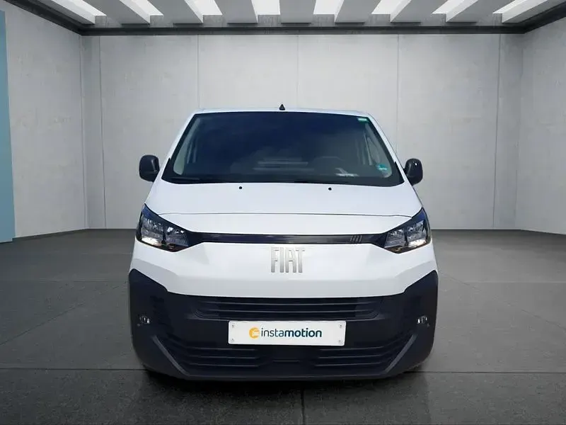 Gebraucht Fiat Scudo 177 PS (130 kW) 2025 Weiß Van