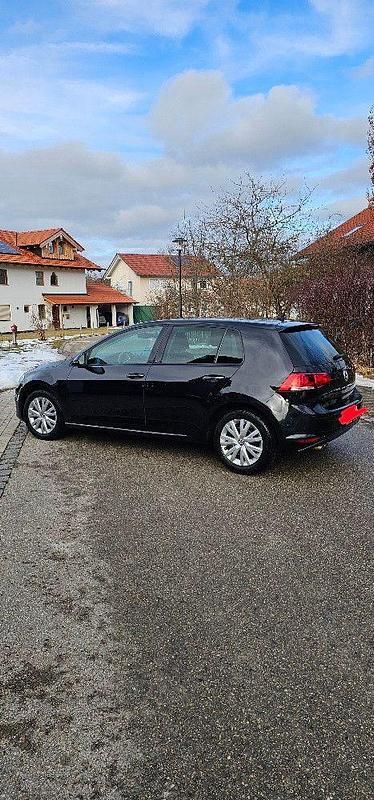 Gebraucht VW Golf VII Allstar 150 PS (110 kW) 2017 Schwarz Limousine