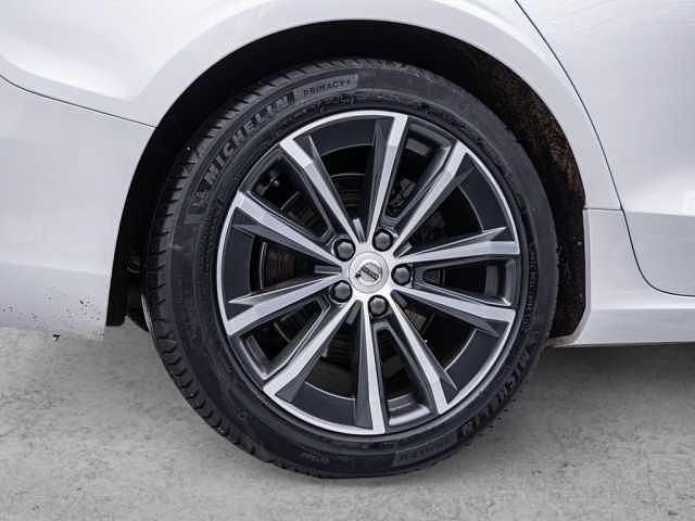 Gebraucht Volvo V60 140 PS (102 kW) 2020 Kombi