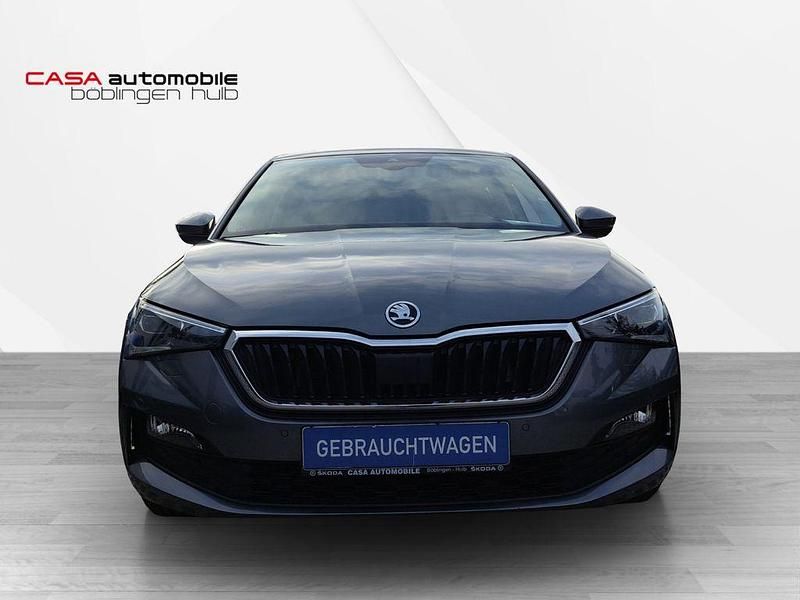 Gebraucht Skoda Scala Style 150 PS (110 kW) 2023 Grau Kleinwagen
