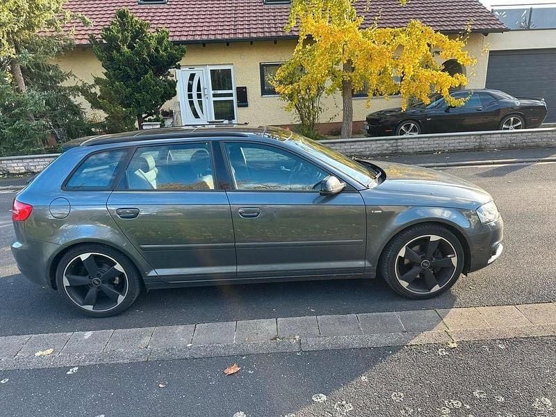 Gebraucht Audi A3 S-Line 125 PS (91 kW) 2012 Grau Limousine